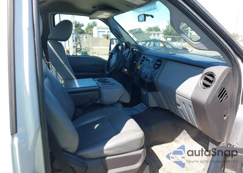 2012 Ford F250 Super Duty из США, поврежденный, VIN 1FDBF2A63CEC77802